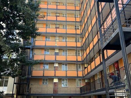 1.5 Bedroom Apartment in Sunnyside