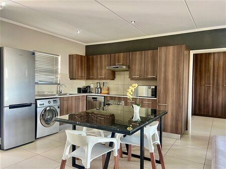 2 Bedroom Apartment in Sandown