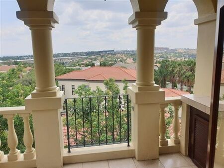 2 Bedroom Apartment in Dainfern