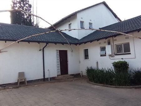 2 Bedroom House in Glen Marais