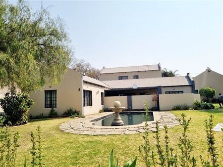 2 Bedroom Townhouse in New Redruth