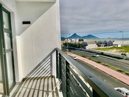 2 Bedroom Apartment in Milnerton Central