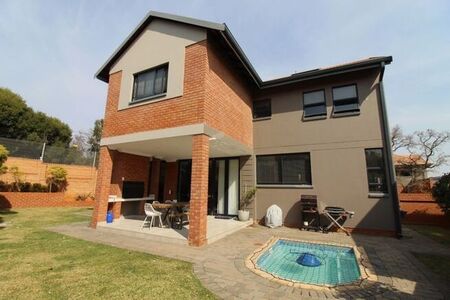 4 Bedroom duplex townhouse - freehold to rent in Olympus Ah, Pretoria