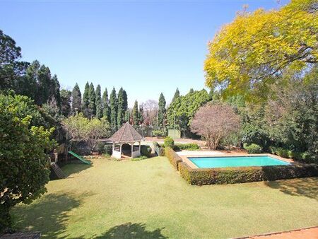 4 Bedroom House in Houghton Estate