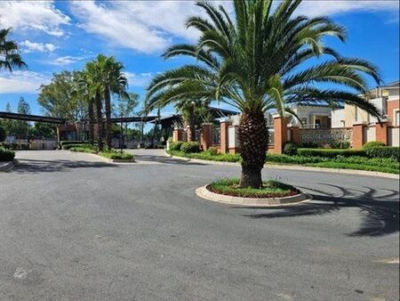 2 Bedroom Apartment in Douglasdale