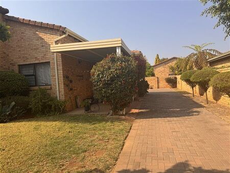 2 Bedroom House in Fourways