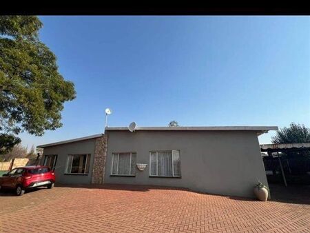 3 Bedroom House in Rensburg