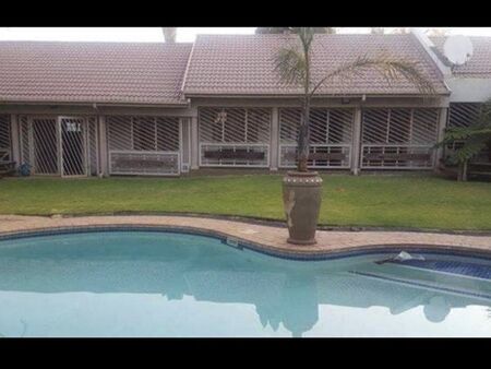 5 Bedroom House in Glen Marais