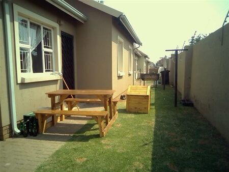3 Bedroom Townhouse in Helderwyk