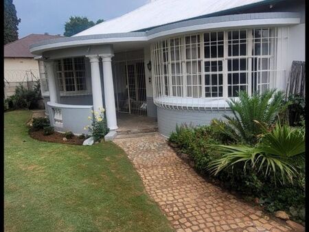 3 Bedroom House in Westdene