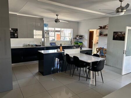 6 Bedroom House in Verwoerdpark