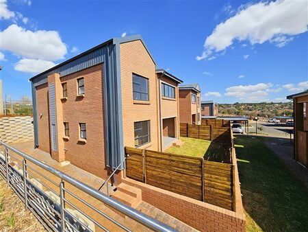 3 Bedroom Apartment in Irene
