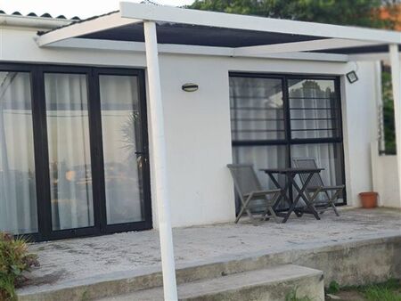 1 Bedroom Apartment in Humerail