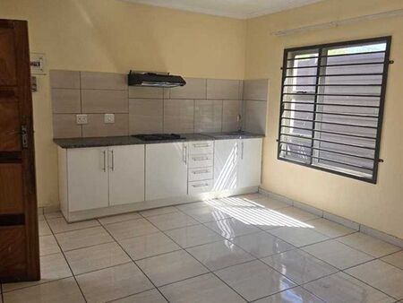 Bachelor apartment in Witpoortjie