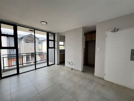 2 Bedroom Apartment in Lombardy Estate