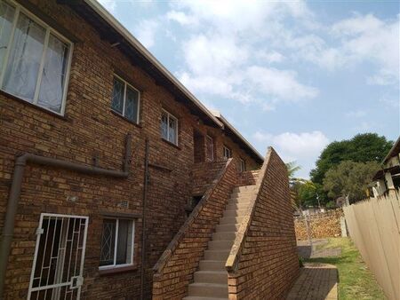 2 Bedroom Apartment in Breaunanda