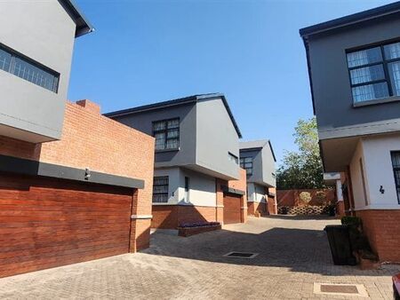 3 Bedroom Duplex in Ashlea Gardens