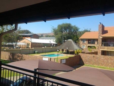 2 Bedroom Apartment in Magalieskruin