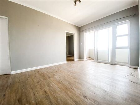 2 Bedroom Apartment in Table View
