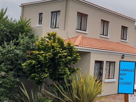 2 Bedroom Flat in Knysna Heights