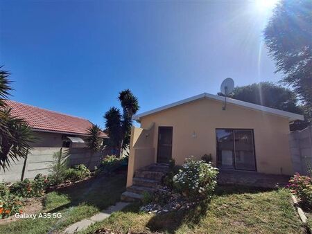 1 Bedroom Apartment in Table View