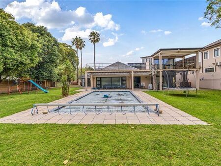 3 Bedroom House in Constantia