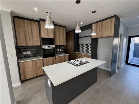 4 Bedroom House in Sandown