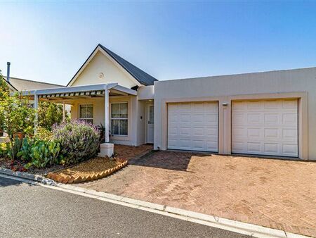 2 Bedroom House in Schonenberg Estate