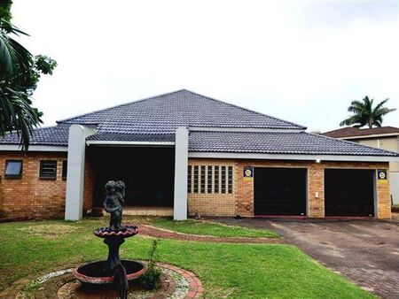 4 Bedroom House in Meer En See