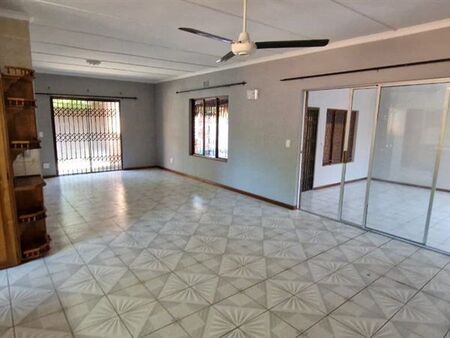 3 Bedroom House in Meer En See