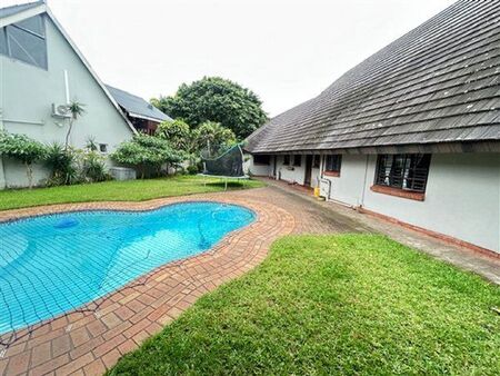 4 Bedroom House in Meer En See