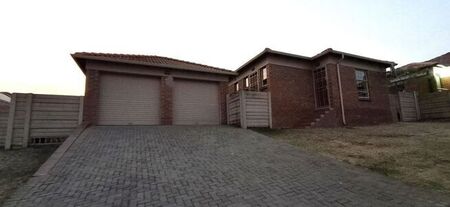 3 Bedroom house to rent in Thatch Hill Estate, Centurion
