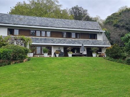 5 Bedroom House in Constantia