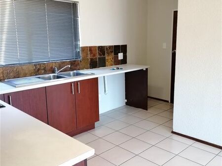 2 Bedroom Apartment in Honeydew