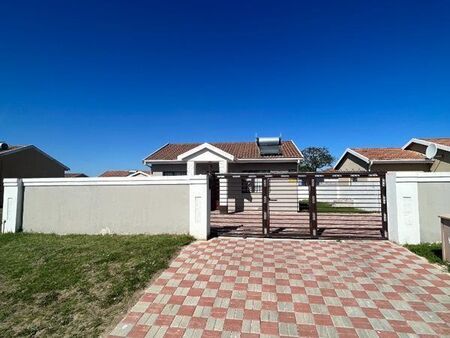 2 Bedroom House in Amalinda