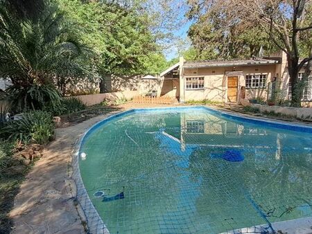 1 Bedroom Apartment in Rembrandt Park