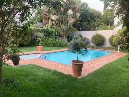 2 Bedroom Apartment in Elton Hill