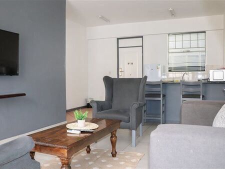 1 Bedroom Apartment in Rosebank