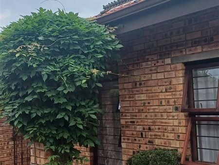 2 Bedroom Simplex in Jackal Creek (Northriding)