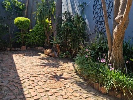 2 Bedroom Apartment in Sydenham