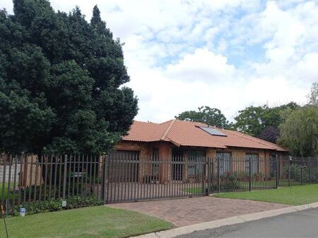 3 Bedroom House in Brackenhurst