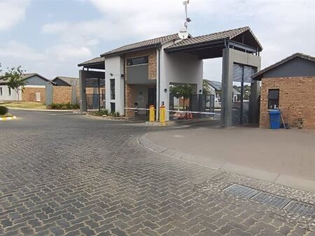 3 Bedroom Townhouse in Amberfield