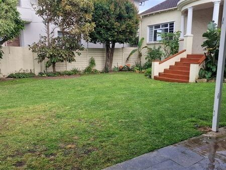 3 Bedroom House in South End
