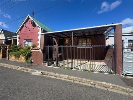 2 Bedroom House in Observatory