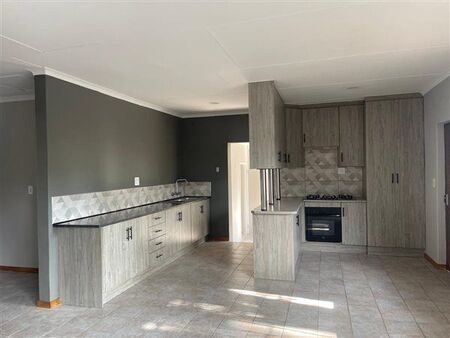 3 Bedroom House in Kingsview