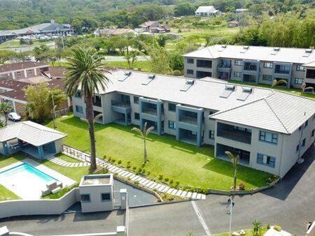 2 Bedroom Apartment in Umtentweni