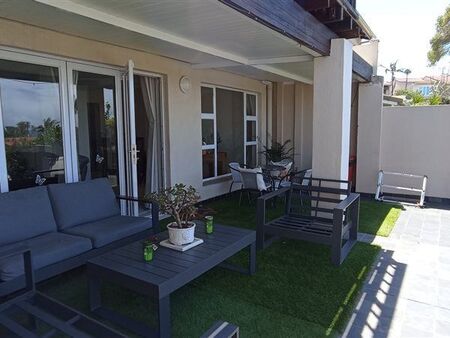 2 Bedroom Townhouse in Umhlanga Rocks