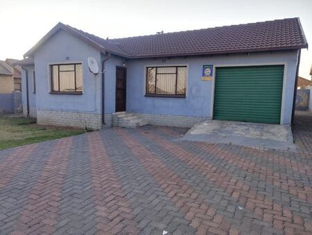 3 Bedroom house to rent in Tasbet Park, Witbank