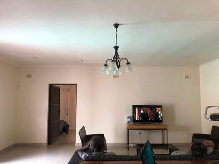 4 Bedroom house to rent in La Mercy