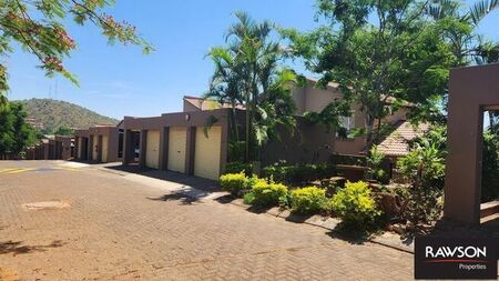 3 Bedroom duplex townhouse - sectional to rent in Cashan, Rustenburg